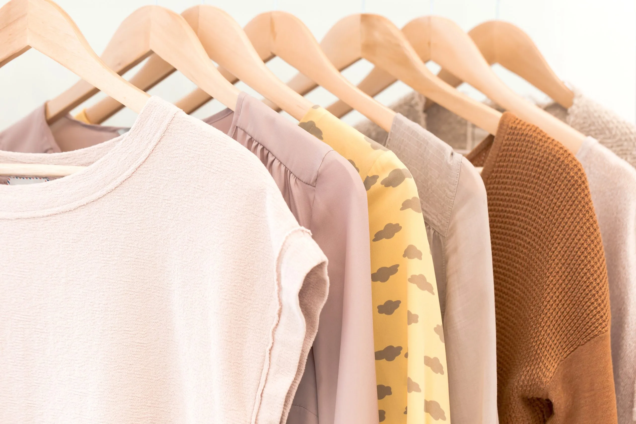 جدیدترین ترکیبات رنگی و الگویی در مانتو زنانه